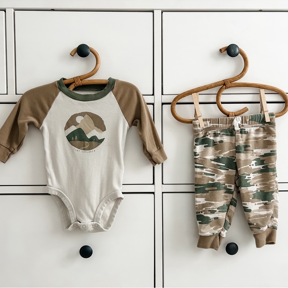 Carter’s 6 mo Green and brown camo print pants and long sleeve top set